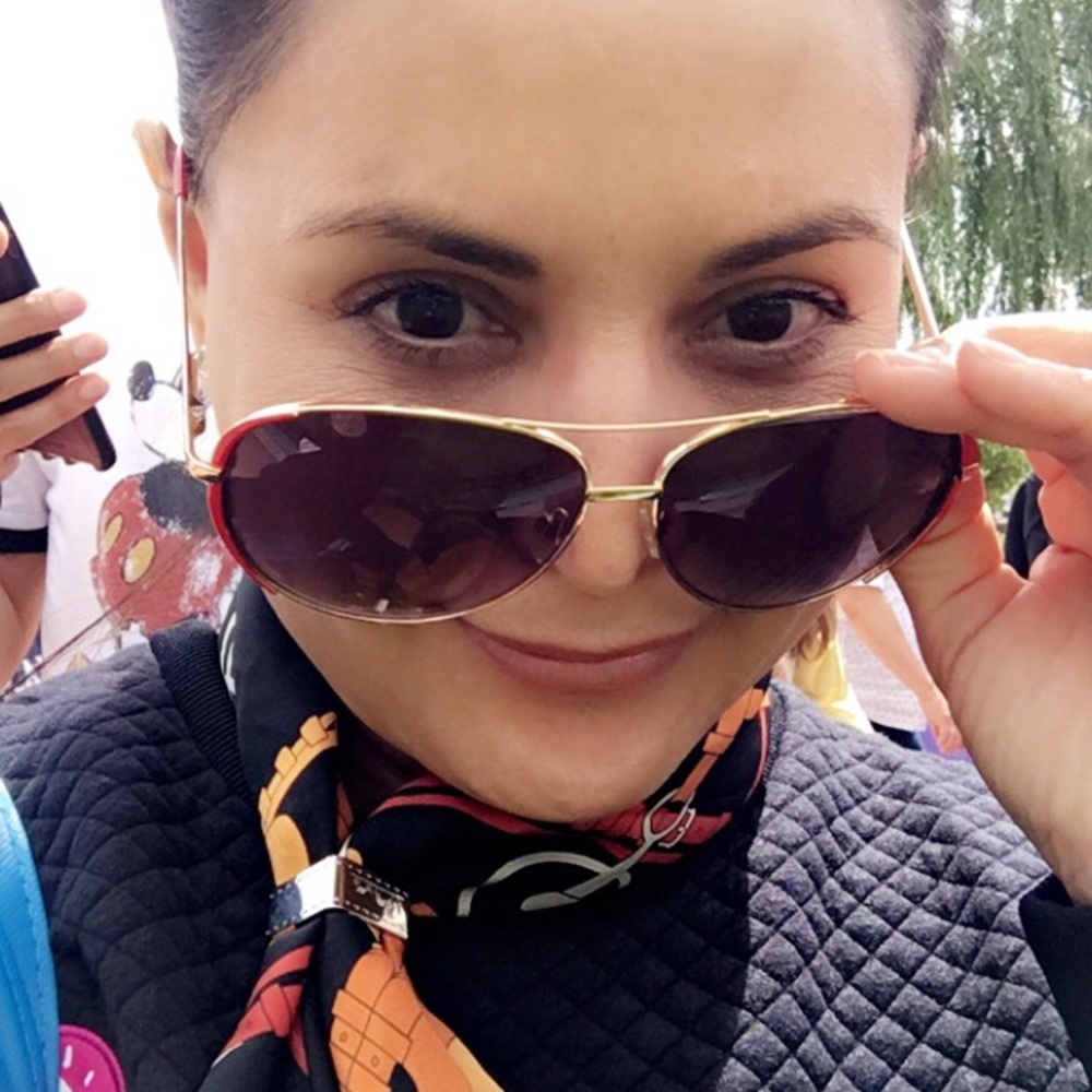 Meet your Posher, Ginger